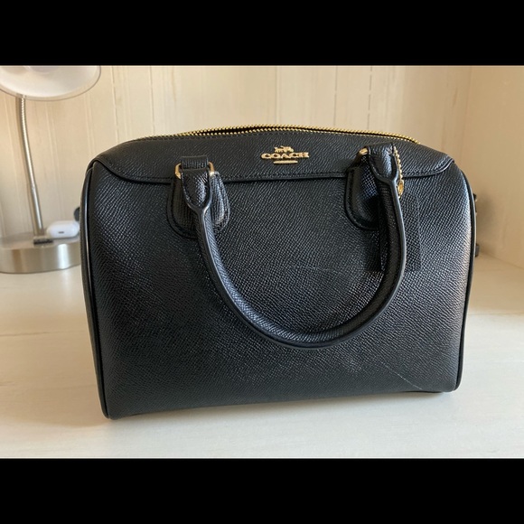 Coach purse - Picture 2 of 7